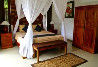 Uma Padi Villa allows 18 year olds to book a room