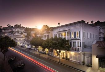 Catalina Island Inn has Balcony rooms