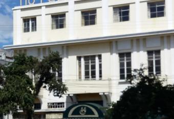 Hotel Centenario allows 18 year olds to book a room