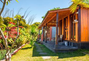 Black Lava Hostel and Lodge has Balcony rooms