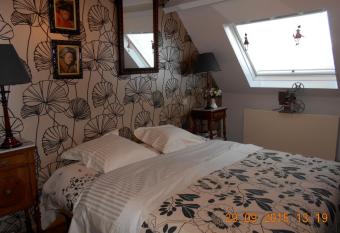 B&B De Mansarde allows 18 year olds to book a room