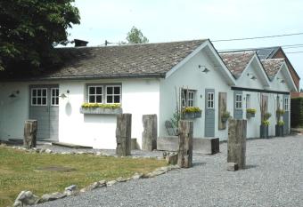 Les Chambres du Vivier, chambres d h  tes et g  te -    100m - allows 18 year olds to book a room