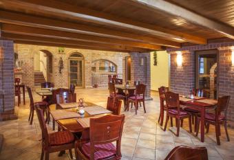 Hotel Aurelius Mikulov allows 18 year olds to book a room