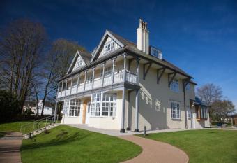 Northgate House allows 18 year olds to book a room