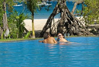 Ocho Artisan Bungalows allows 18 year olds to book a room