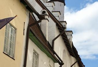 P  ha Vaimu Kiriku k  lalistemaja has Balcony rooms