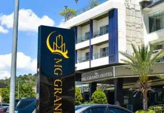 MG Grand Hotel has Balcony rooms