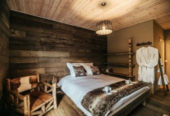 B&B A L aise has Balcony rooms