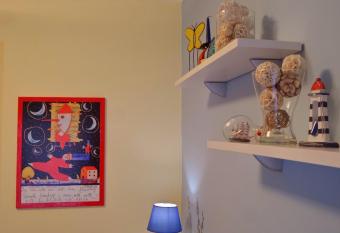 Il Giardino delle Zagare has Balcony rooms