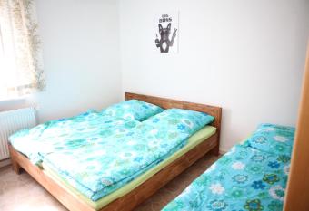 Bermuda Apartment allows 18 year olds to book a room