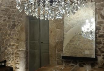 Iblainsuite has Balcony rooms