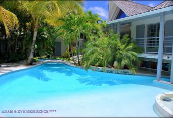 R  sidence Adam et Eve allows 18 year olds to book a room