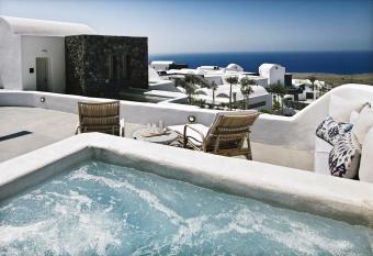 Santo Pure Oia Suites & Villas allows 18 year olds to book a room