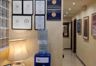 Bed & Breakfast CENTRALE allows 18 year olds to book a room