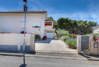 Apartments Hortensia has Balcony rooms