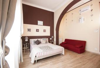 Le Mie Stelle allows 18 year olds to book a room