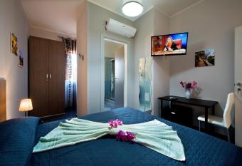 B&B Suite 123 has Balcony rooms