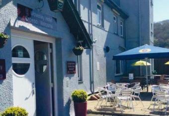 The Traxx Hotel allows 18 year olds to book a room