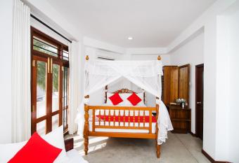 Arken Lanka has Balcony rooms