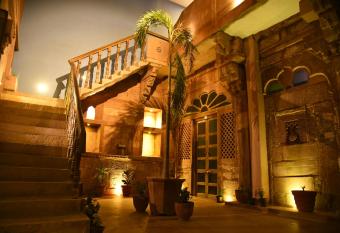 Rani Mahal has Balcony rooms