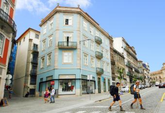 Best Guest Porto Hostel allows 18 year olds to book a room