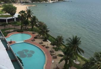 Milford Paradise Condominium allows 18 year olds to book a room