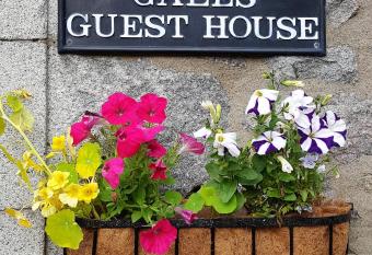 Gales Guesthouse allows 18 year olds to book a room