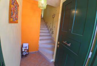 RoMare, tra Roma e il mare allows 18 year olds to book a room