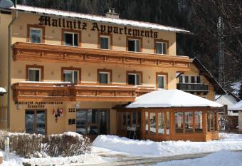 Hotel Mallnitz has Balcony rooms