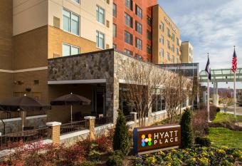 Hyatt Place Charlottesville allows 18 year olds to book a room