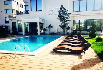 La Rocca Boutique Hotel has Balcony rooms