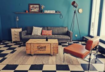 Backpackers Luzern allows 18 year olds to book a room