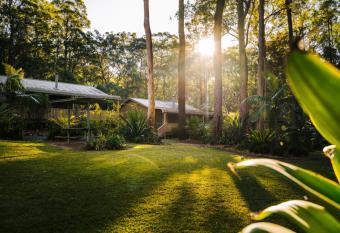 Chiltern Lodge Country Retreat allows 18 year olds to book a room