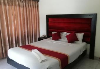 Hotel Skylink Limited has Balcony rooms