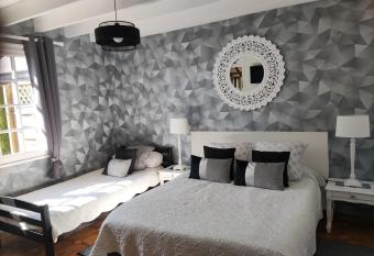 Fleur De Soleil has Balcony rooms