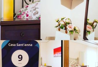 Casa Sant Anna has Balcony rooms