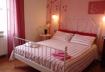 B&B Myosotis allows 18 year olds to book a room