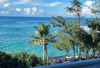 Shehara Sun Surf Lodge has Balcony rooms