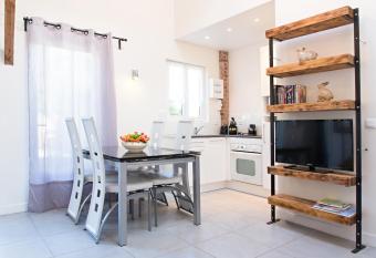 Le Loft has Balcony rooms