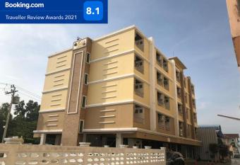 Rattanasook Residence has Balcony rooms