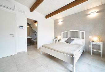 Villapiana Country House has Balcony rooms