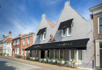 Hotel Trusten allows 18 year olds to book a room