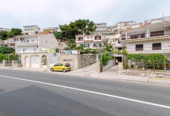 Apartments Nevenka has Balcony rooms