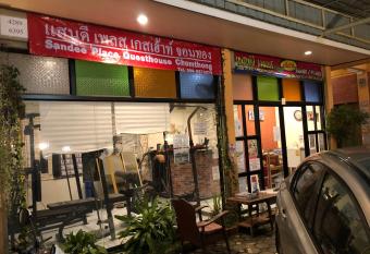                                                                            allows 18 year olds to book a room