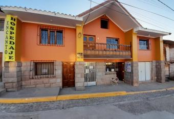 Hospedaje Encanto de Chinchero has Balcony rooms