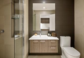 Quest Mounts Bay Road allows 18 year olds to book a room