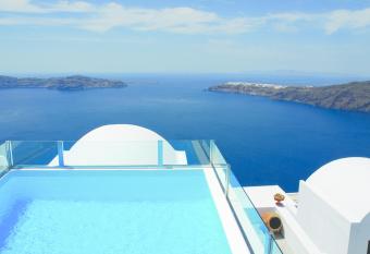 Heliotopos allows 18 year olds to book a room