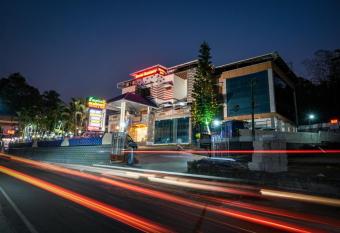 Empire Residency has Balcony rooms