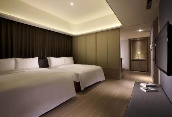 Wellspring by Silks has Balcony rooms