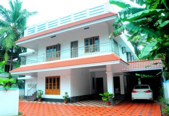 Grace Guest Home has Balcony rooms